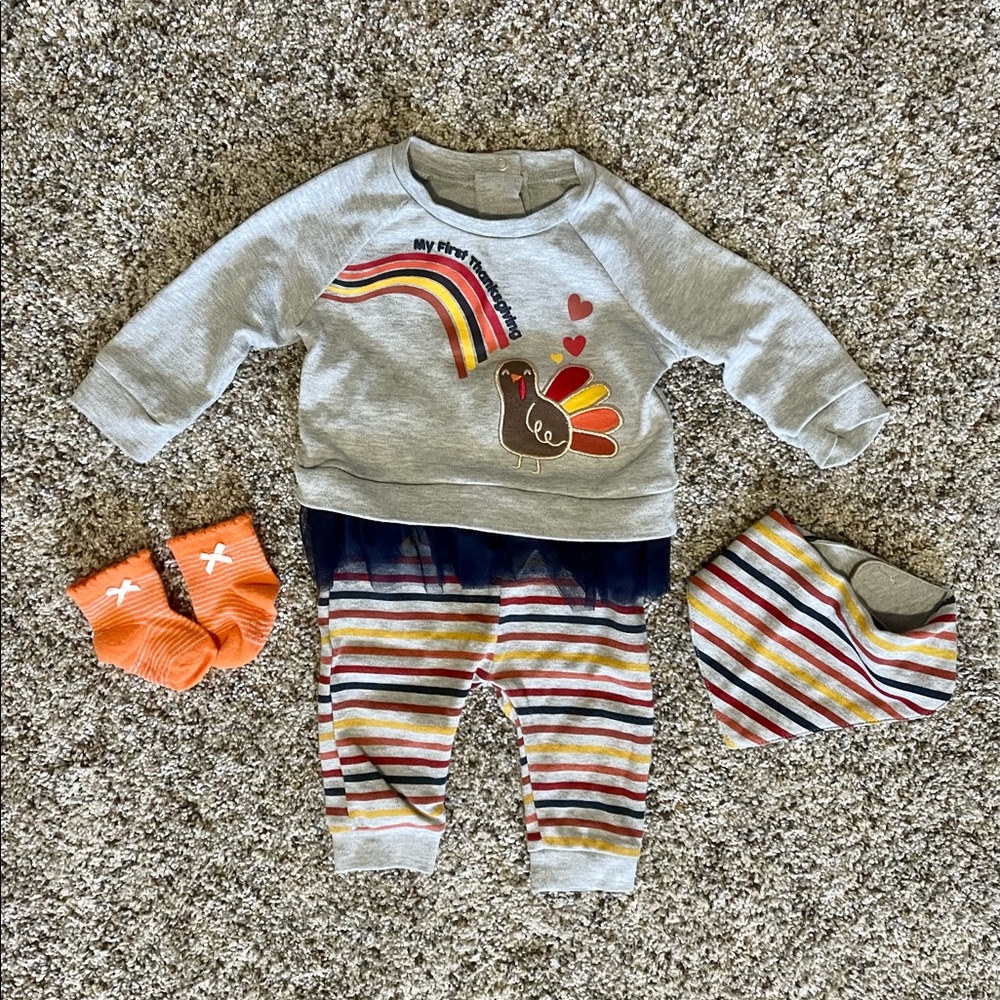 Baby Girl’s first Thanksgiving outfit